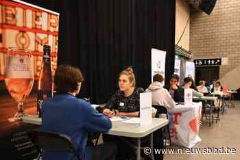 Leerlingen gaan op speeddate om werkplek te vinden