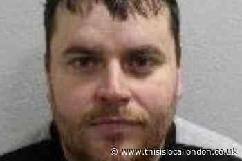 Bromley man jailed for sexual messages to '13-year-old'