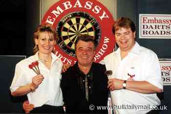 Bullseye host Tony Green - Hull-born voice of darts - dies aged 85