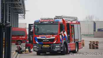 112 Nieuws: Ontruiming bij Scania na lekkende accu's | Verkeershinder op A32 na ongelukken