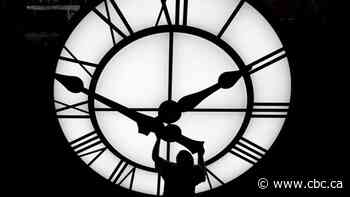 Why doesn't Saskatchewan change its clocks?