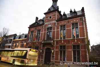 Twee busperrons verhoogd aan Hoppinpunt Sint-Gillis