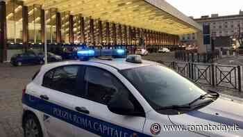 Ruba valigia a una turista a Termini: il ladro localizzato con il gps