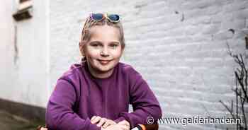 Faye (7) speelt prinses Margriet in tv-serie: ze picknickt met Beatrix en loopt samen met prins Bernard