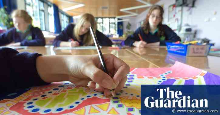 Less than 3% of artists named in GCSE art exams are Black or south Asian, study finds