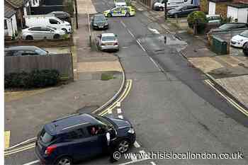 Newtons Primary School Rainham evacuated after 'call threat'