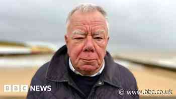 Lifeboat volunteer is 'stood down' after 57 years