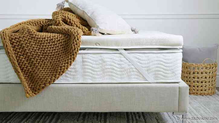 Saatva Graphite Memory Foam Mattress Topper review