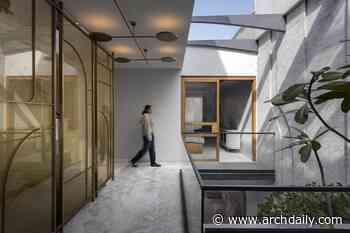 6 x 18 Slender House / Spaces Architects@ka