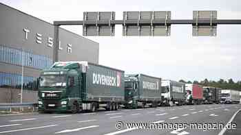 Tesla Inc.: Nach Brandanschlag Produktion in Fabrik in Grünheide weiter gestoppt