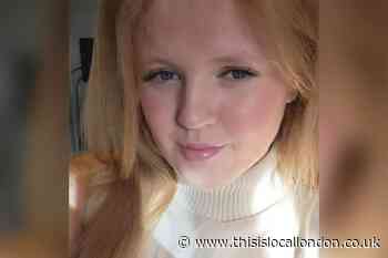 School girl, 14, missing from Erith