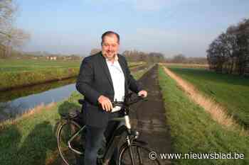 Straks comfortabeler en veiliger fietsen tussen Stekene en Sint-Niklaas: “Molenbeek krijgt bredere dijken en nieuw fietspad”
