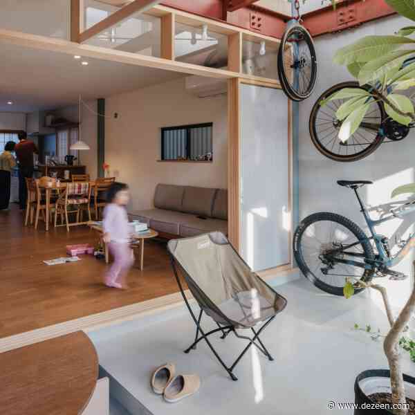 Akio Isshiki Architects refreshes House in Hattori-Tenjin with playful void