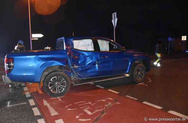 POL-HM: Fahrer eines Leichtkraftrades schwer verletzt - Polizei sucht Zeugen