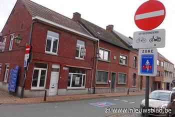 Hardleerse chauffeurs blijven eenrichting in Bergstraat negeren