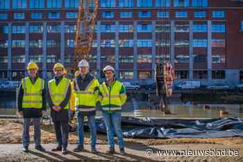 Binnen exact één jaar plonsen met de voeten in nieuwe watertuin ‘tot aan de knieën’: “Heraanleg Vaartkomoevers loopt bijzonder vlot”