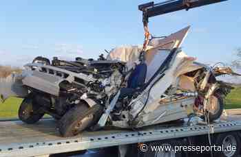 POL-WL: Schwerer Verkehrsunfall mit fünf beteiligten Fahrzeugen