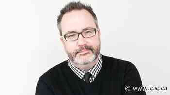 Waterloo's Chris Howlett receives an Ontario Senior Achievement Award for his volunteer work at Strong Start