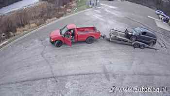 Video: auto afladen in absolute chaos