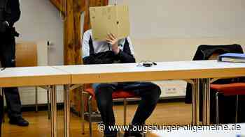 Wollte er töten? Mann geht mit kaputter Weinflasche auf Jugendlichen los