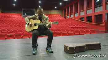 Bluesmuzikant Sean Webster organiseert festival in Steenwijk: "Ik hoop dat dit een blijvend festival wordt"