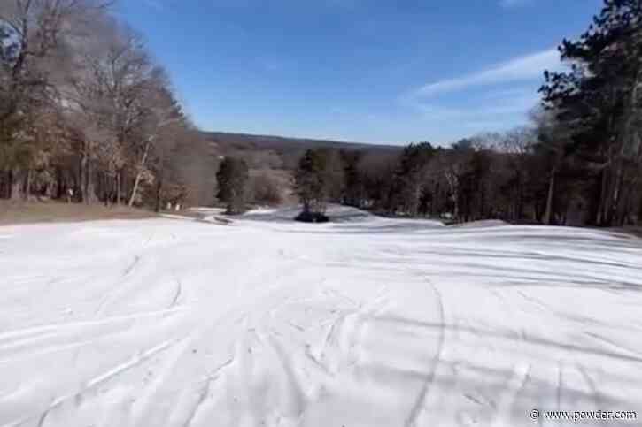 Small Wisconsin Ski Area Holding On To Winter Despite Early Spring