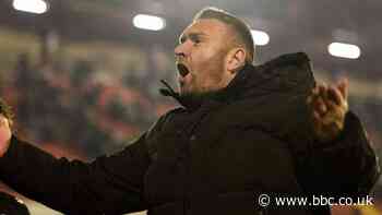 Bolton rescue 98th-minute point at Barnsley