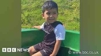Family to meet health secretary over boy's death