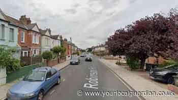 Robinson Road: Electric charging points to be installed