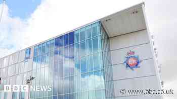 Troubled police record system remains in use