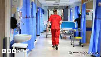 'Outstanding' praise for struggling NHS board bosses