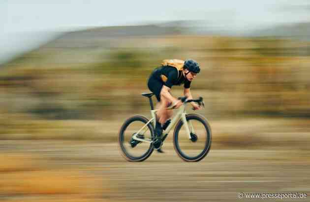 ROSE Bikes präsentiert Race Gravel Bike BACKROAD FF und erweitert Portfolio um eine brandneue Plattform / Das BACKROAD FF ist die Reaktion auf die rasant steigende Popularität im Gravel-Racing