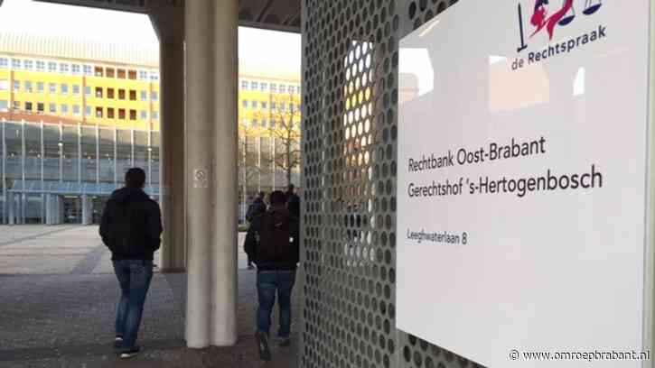 Lijkwagen vol met chemicaliën voor drugs: uitvaartondernemer cel in