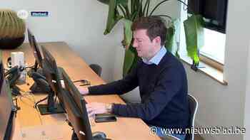 Dievegge neemt bankkaart mee en steelt 20.000 euro van 76-jarige vrouw uit Mortsel: “Ze is er niet goed van”