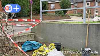 Sanierung am Rathaus Flintbek beginnt: Arbeiten an Stützmauer von Parkplatz