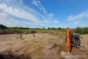 Bijlen uit steentijd en huis van 3.500 jaar oud opgedoken bij werken aan Bilzense overwegen