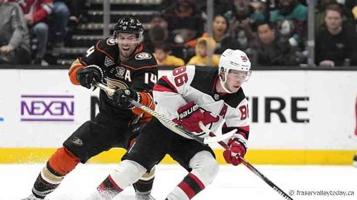 Additions of Henrique, Carrick, Stecher help Oilers keep pace in Pacific arms race