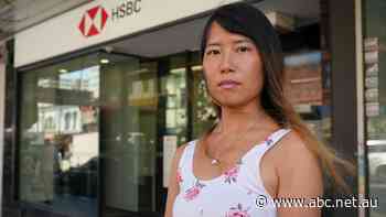 'Oh my God, another one': A long-running text scam is still costing Australians their life savings