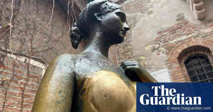 Unlucky in love: statue of Shakespeare’s Juliet in Verona damaged by tourists