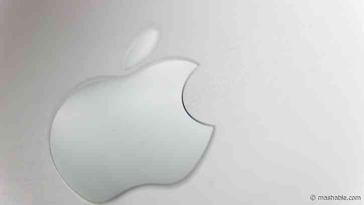 Apple's foldable MacBook: We've got good news and bad news