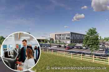 New Siemens rail centre in Chippenham praised by Jeremy Hunt