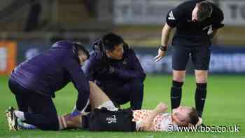Blackpool midfielder Lyons out with ACL injury