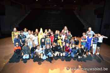 Leerlingen De Kleine Wereld tonen hun talenten op grote podium