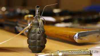 Doppelter Waffen-Schock in Oberbayern: Gewehre in Container und scharfe Granate in Wald gefunden