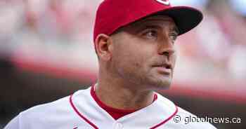 Votto agrees to non-roster invite with Jays
