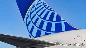 Flughafen Houston: Passagiermaschine schlittert von der Landebahn