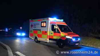 Kreuzungs-Crash zwischen Traktorgespann und BMW bei Neumarkt-St. Veit