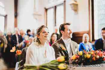 Schepen Lise Poelemans zegt luid en helder ‘Ja’ tegen haar Jérémy: “Mama is dertig jaar geleden in dezelfde jurk gehuwd”