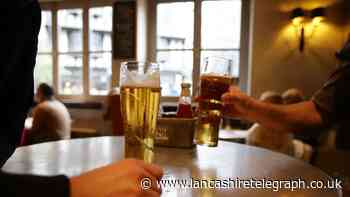 UK tourists warned of new closing hours rules in Spain