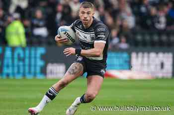 Jack Walker's gutting two-word message as Hull FC star limps off in defeat